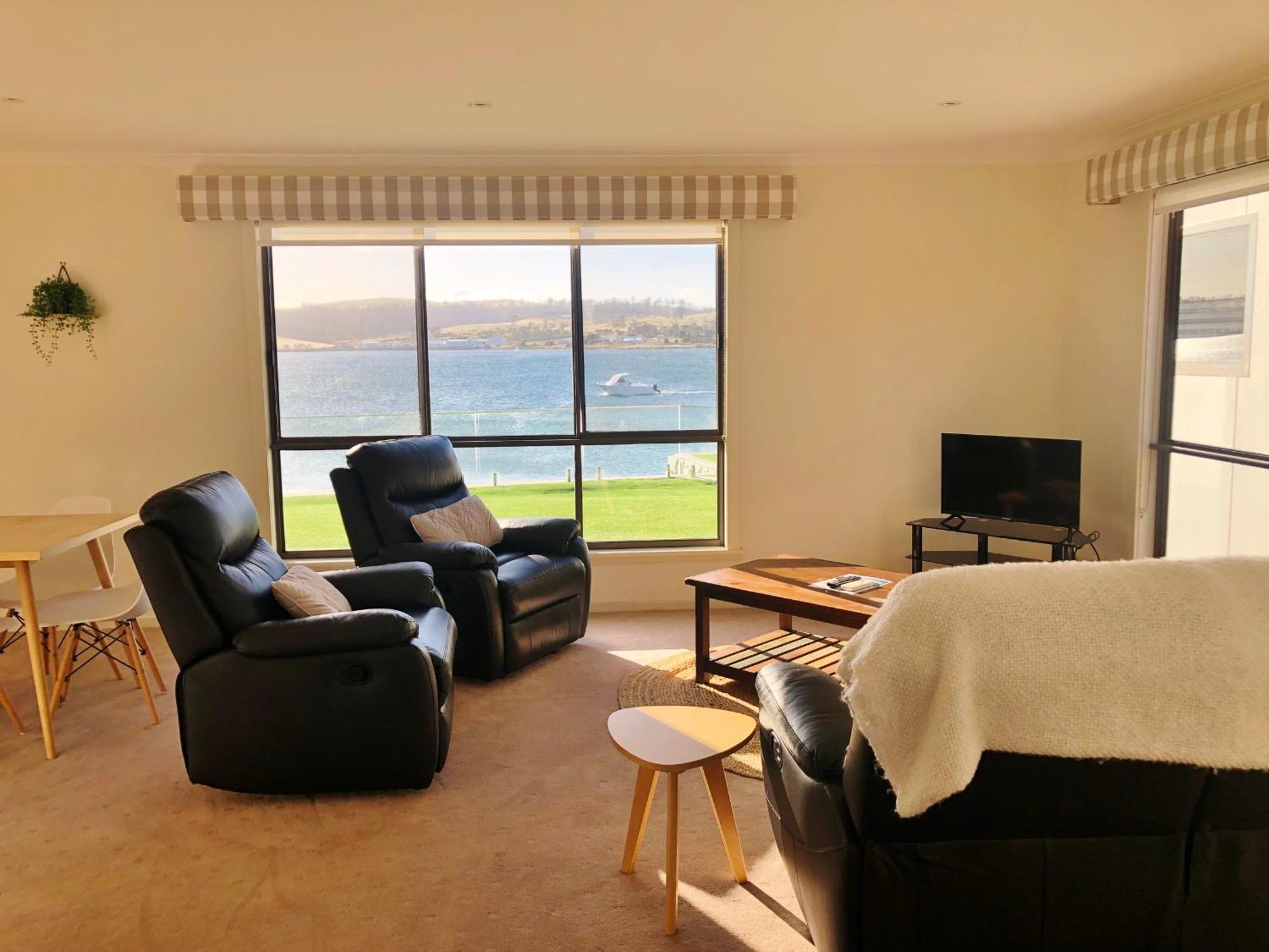 Eastcoaster Tasmania Hotel Orford Room photo